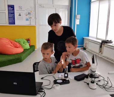 Продолжается серия тематических экскурсий для воспитанников  летних смен Технопарка и Педагогического Кванториума  АГГПУ им. В.М. Шукшина