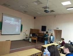 1 октября студенты института педагогики и психологии АГГПУ им. В.М. Шукшина приняли участие в акций, посвященной «Международному дню ненасилия»