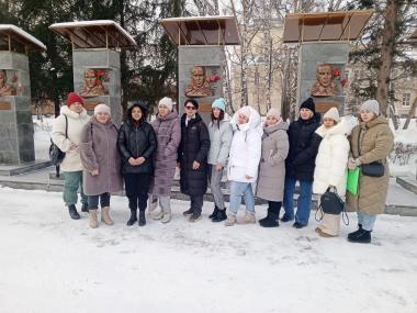 Имя твое неизвестно, подвиг твой бессмертен!