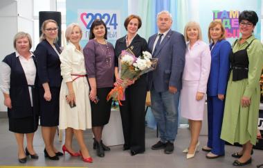 Нет более благородного и ценного занятия, чем человек, обучающий подрастающее поколение