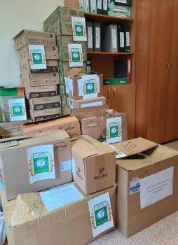 Алтайский государственный гуманитарно-педагогический университет имени В.М. Шукшина продолжил сбор подарков для российских солдат, участвующих в спецоперации на Украине