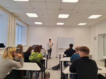 Лекторий на тему: «Коррупция и как ей противодействовать» прошел в АГГПУ им. В.М. Шукшина