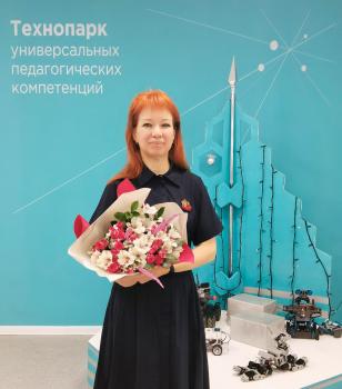 Поздравление и.о. ректора Гусельниковой Е.В. с Новым 2024 годом!