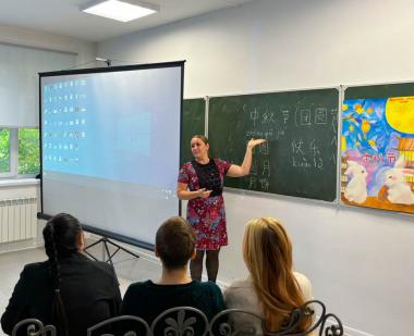 А вы знаете про праздник народов Восточной Азии - Праздник середины осени 中