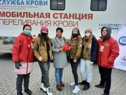 15 октября студенты АГГПУ им В.М. Шукшина приняли участие в социальной акции «Стань донором. Спаси жизнь!»